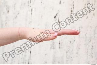 d0020 Young girl hand reference 0001